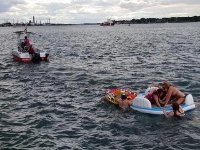Clair river rafts: Fifteen hundred possibly drunk Americans invade Canada