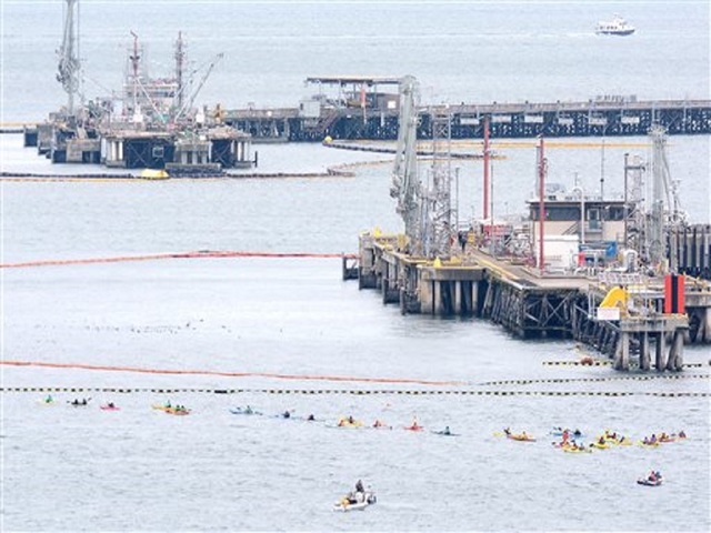 52 activists arrested in Wash. railroad protest