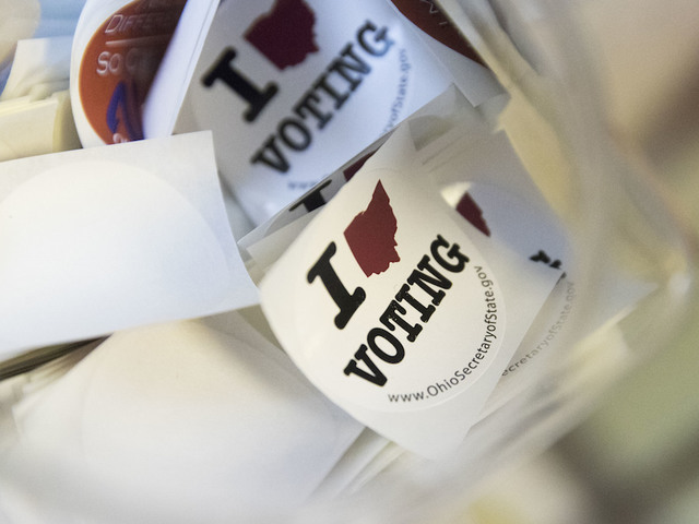 Dead people likely registered for election, voter group says