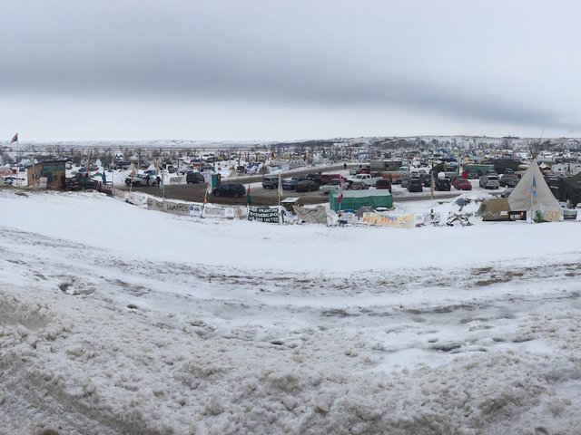 Senator: Army Corp told to approve Dakota pipeline easement