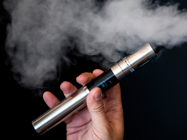 Navy bans vaping, e-cigs on ships, fearing explosions