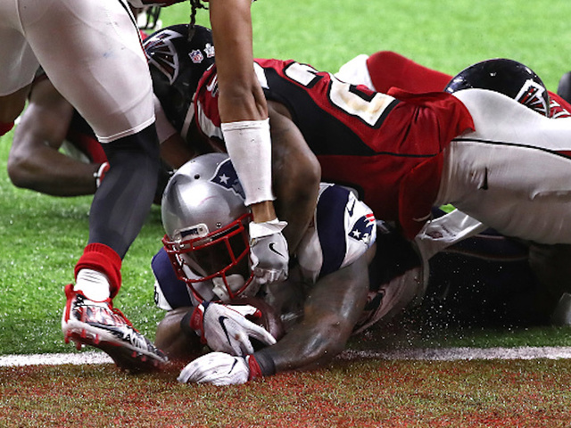 Falcons fans furious over Super Bowl touchdown call