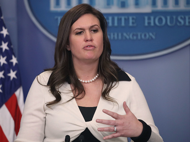 White House responds after Paul Manafort, Richard Gates arrests