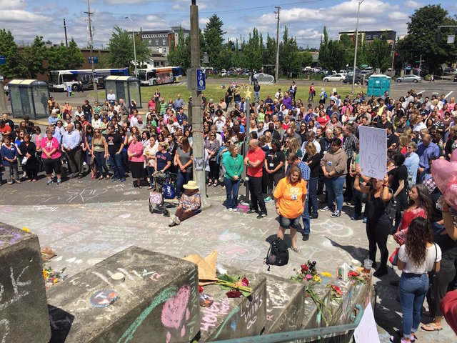 Portland train stabbing suspect has another outburst in court