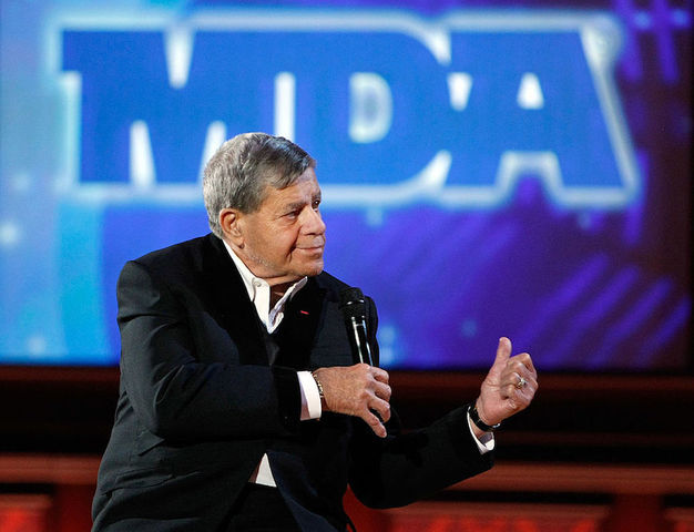 Comedian Jerry Lewis dead at 91