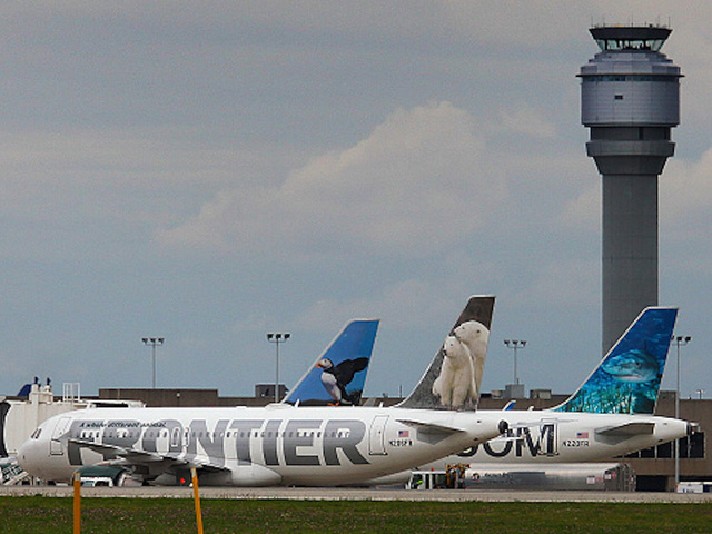 Frontier pilots to demonstrate in Denver amid pay fight