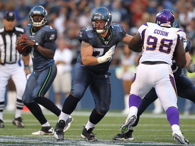 Former NFL player: Women 'don't know football,' are 'incapable' of covering sport