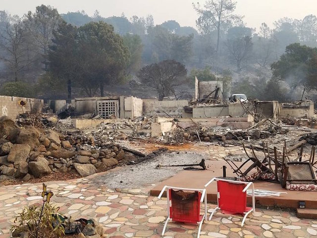 Californians say they didn't receive emergency wildfire alerts