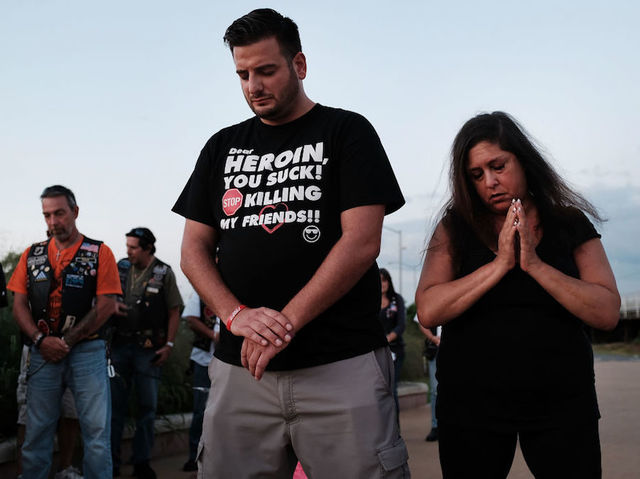 Drug overdose deaths spur drop in overall US life expectancy