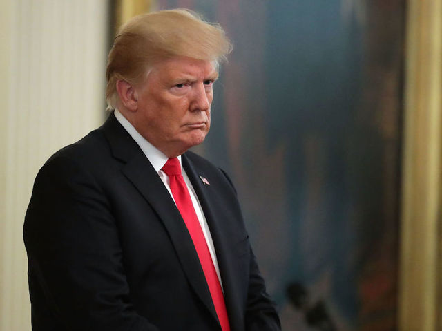 Trump cancels pay raises for federal employees