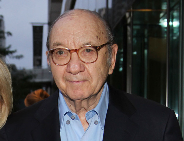Neil Simon, Pulitzer Prize-winning playwright, dies at 91