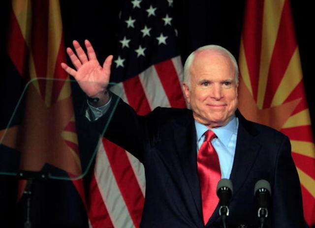 Flags at White House back at half-staff after being raised Monday following McCain's death