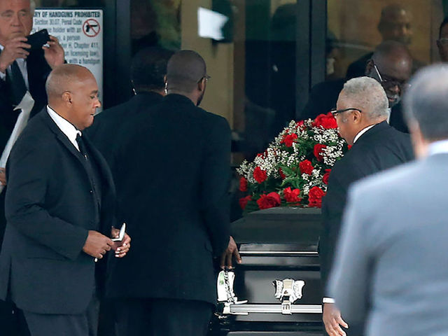 Hundreds pay respects to Botham Jean, man killed by police officer neighbor