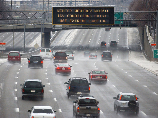 Bus crashes amid icy conditions in Mississippi, killing 2