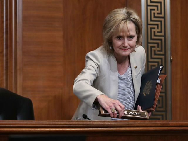 Amid racial controversies, Republican Cindy Hyde-Smith wins Mississippi US Senate runoff